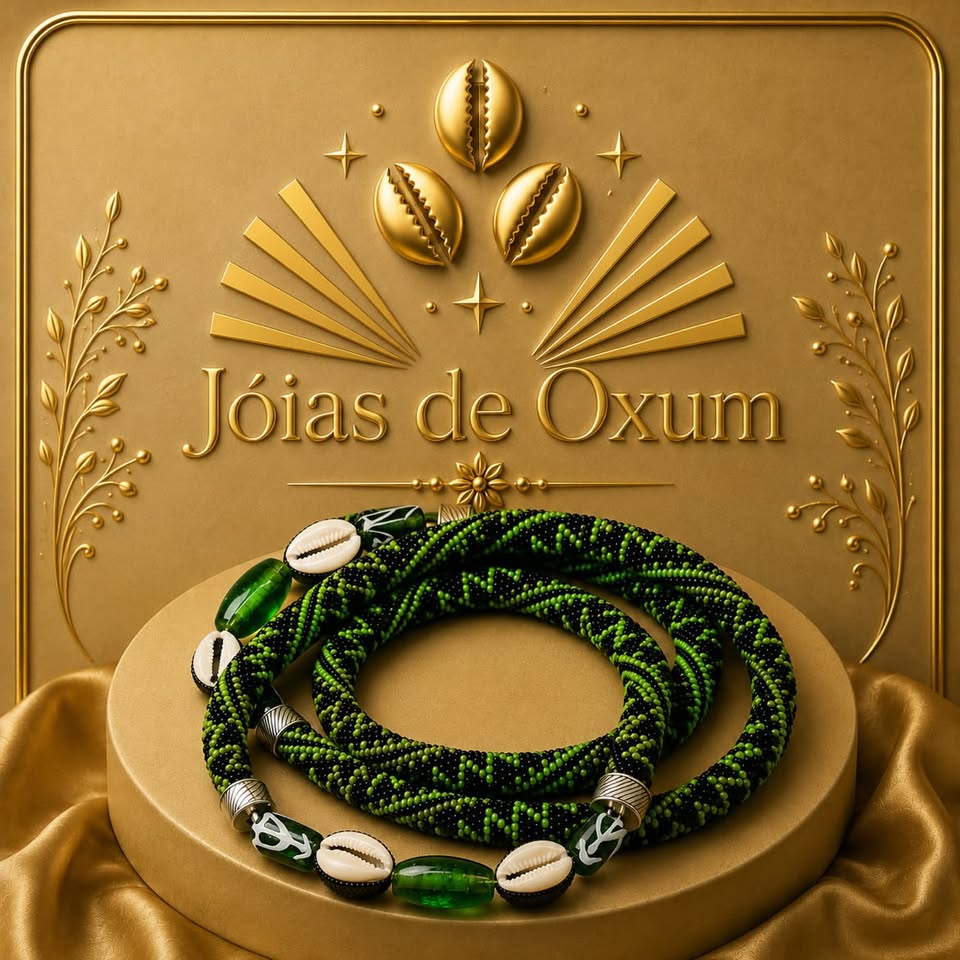Handmade Oxóssi Guide - Green and Black with Cowrie Shells